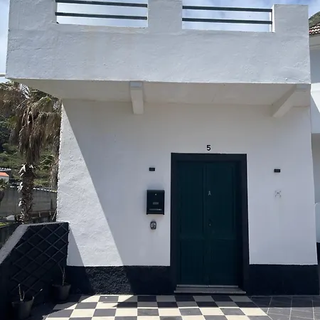 Apartment Rdj A